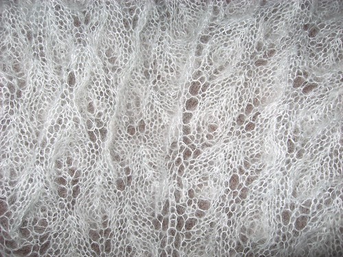 Close up lace wt Shetland Triangle