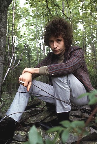 essential bob dylan. 2527364744 5516c9acf8 m Essential Bob Dylan Music to Have If Youre Stranded