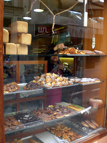 las-comedias-bakery