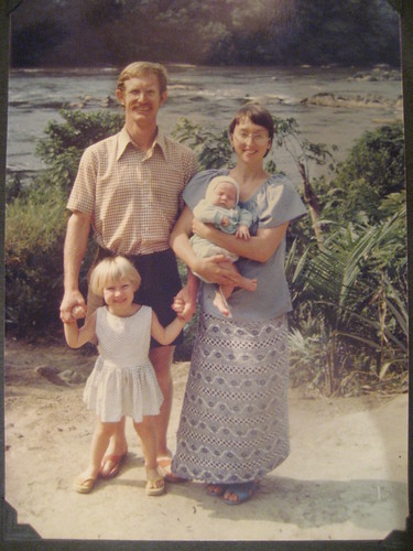 family in Epulu-1983