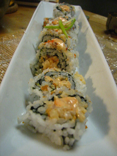 Spicy Crunchy Scallop Roll with Scallion