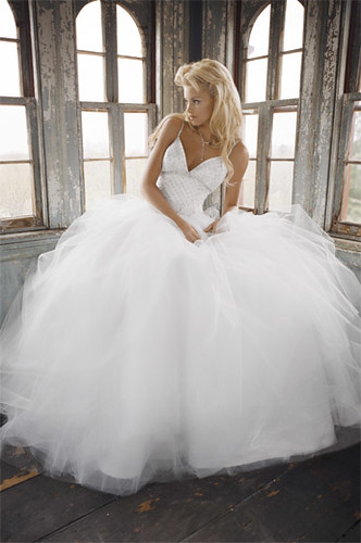 AV9557 - Alvina Valenta Wedding Dresses / Alvina Valenta Wedding Gowns by silvia3773.