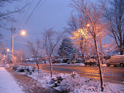 Last year December came in with a dusting of snow on Beacon Avenue. Photo by Wendi.