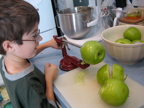 Making Applesauce