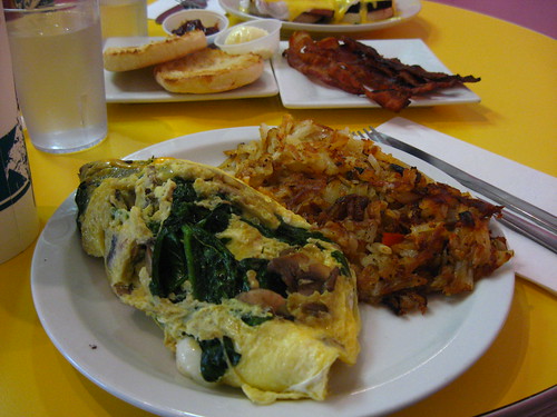 omelet and hash browns w/side orders