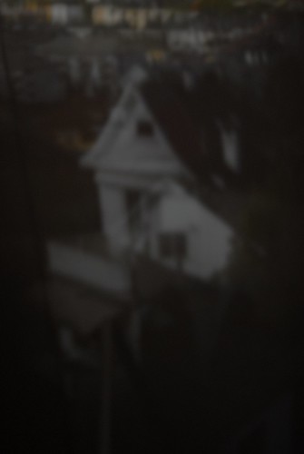 Camera obscura-fotografi av et hvitt hus