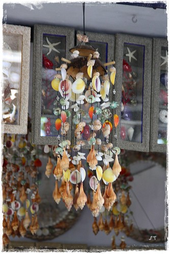 Hiasan Kerang (Shell Decoration)