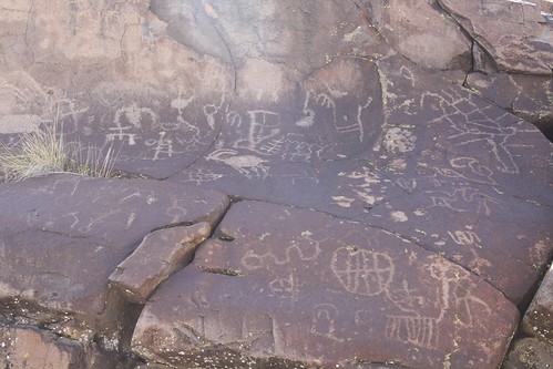 All kinds of petroglyphy scribbles