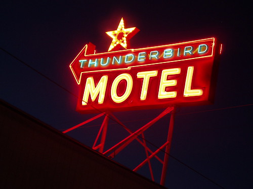 Thunderbird Motel 04
