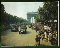 Crowds of French patriots line the Champs Elys...