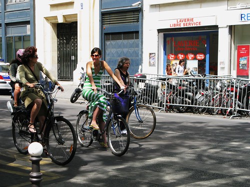 Paris Bike Culture - Cycling Sociably