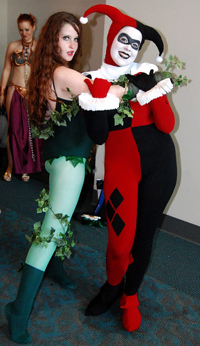 poison ivy comic art. Poison Ivy and Harley Quinn