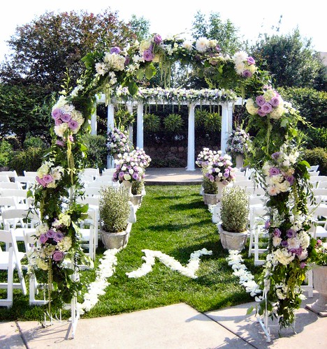 Top Wedding Ceremony Flowers
