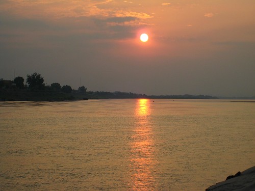 メコン川の夕日、ビエンチャン、ラオス