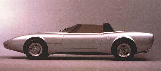 JAGUAR XJS PROTO (1978). Diseño de Pininfarina en un intento de realizar una configuración roadster de todo un Jaguar XJS.