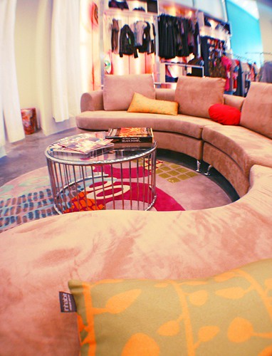 boutique or rad lounge?