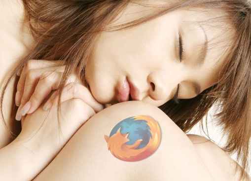 Japan Girl with Sexy Firefox Tatto on Her knee