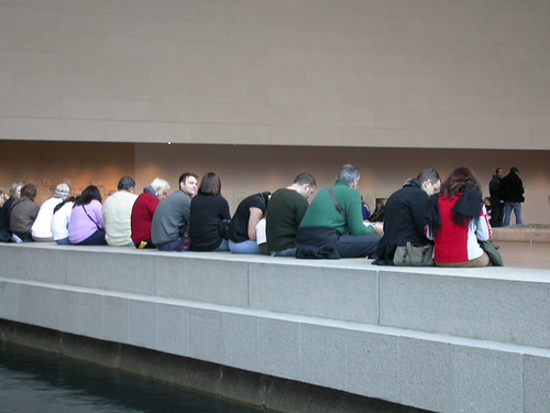 Lineup of sitters resting, Temple of Dendur
