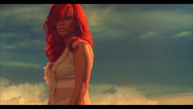 Rihanna - California King Bed (16) by rihannaturkeynet