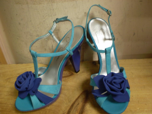 Jessica Simpson Blue Flower Shoes by sara858.