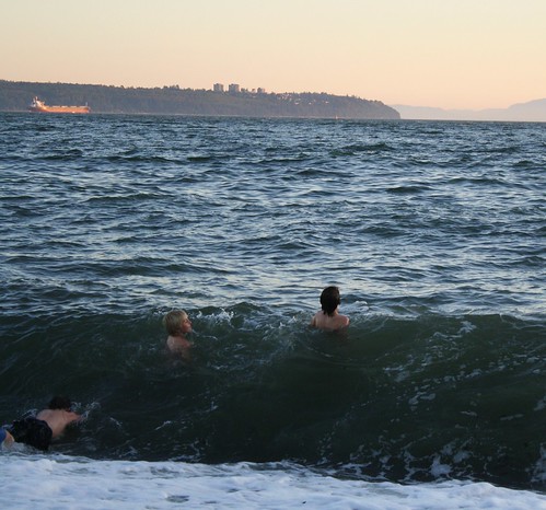 Kids Swimming Clipart. Kids+swimming+in+the+ocean