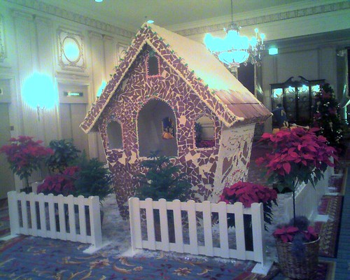 Chicago's Largest Gingerbread House
