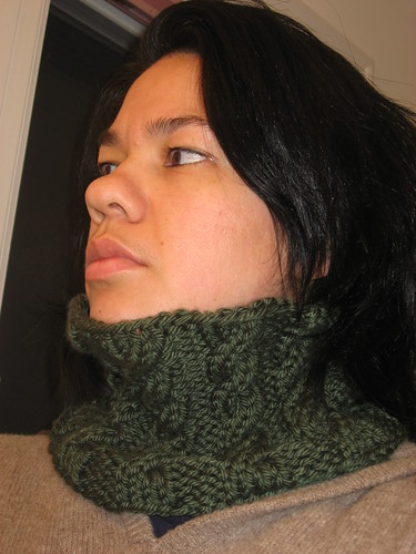Cabled Neckwarmer