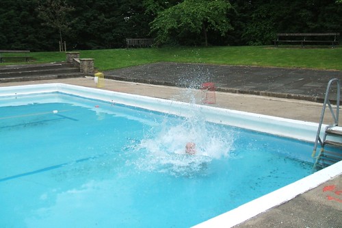 Geoff making a splash