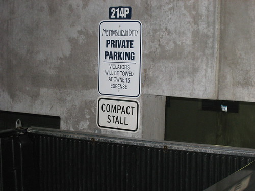 Metropolitan Lofts Private Parking Sign