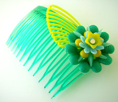 Green and Yellow Vintage Flowers Hair Comb / Barrette