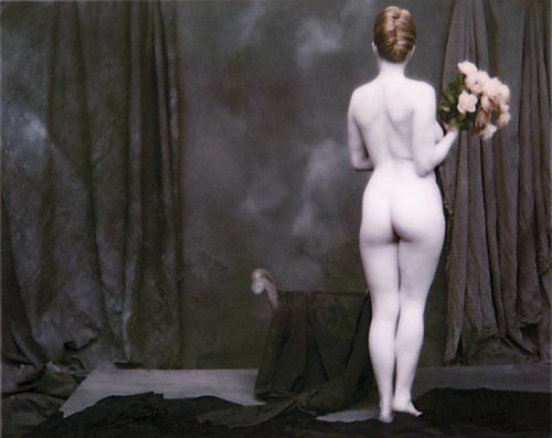 Barney Edwards_white nude_noir-image