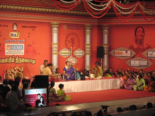 Sudha Raghunathan performing to a packed Auditorium at Kamarajar Arangam