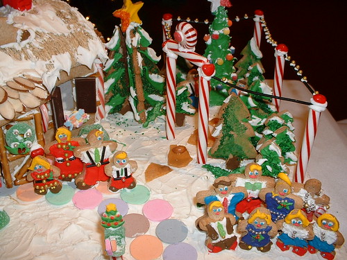 Lots of trees and people Gingerbread
