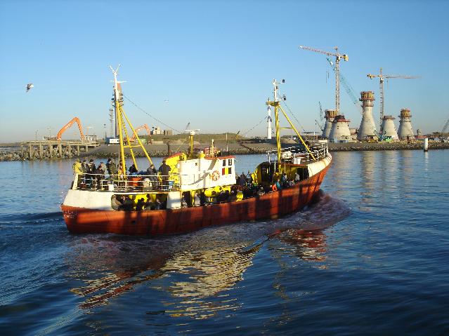 boat entering Ostend port
