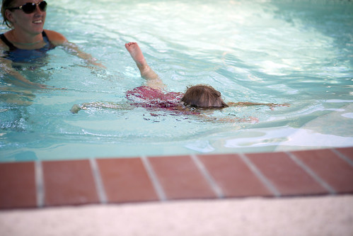 Avery's Swim Lessons 5.23.2011_11