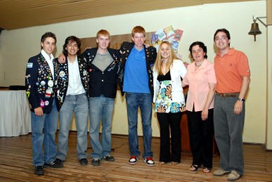 Intercambistas Rotarianos junto con integrantes de ROTARY CLUB HERNANDO