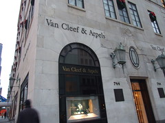 Van Cleef & Arpels by Sinbadblue Kong, on Flickr