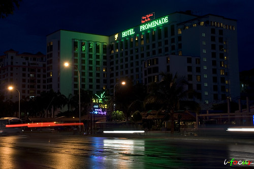 Hotel Promenade at night