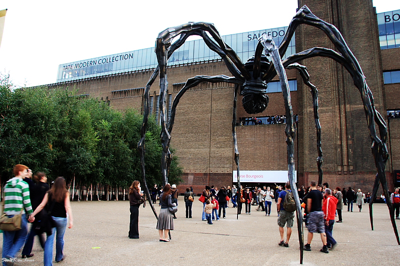 Spidey @ Tate Modern London