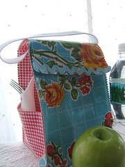 vintage rose and red gingham oilcloth lunchbag 002