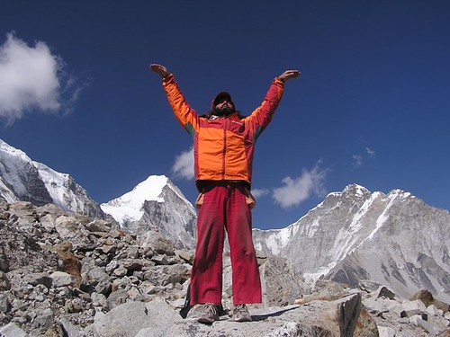 Trek with Tibetan Yoga around Mt Everest, Nepal, por Eric Lon.