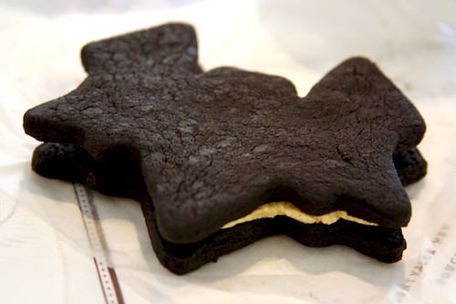 TKO bat cookie
