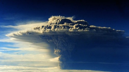 フリー写真素材|社会・環境|災害|火山|噴火|チリ|プジェウエ火山|キノコ雲|