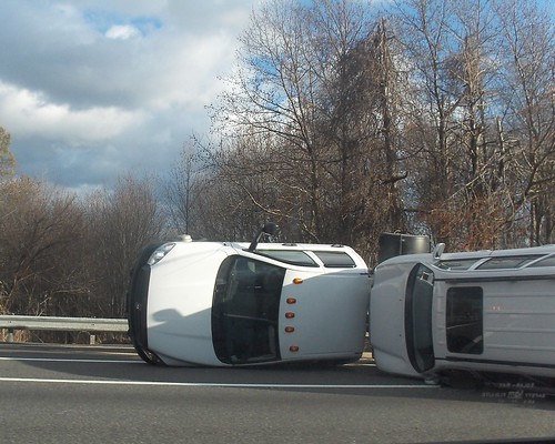 Tow Truck spills over on Rt 295