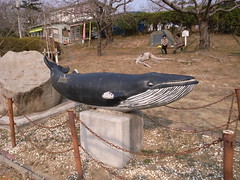 捕鯨の碑