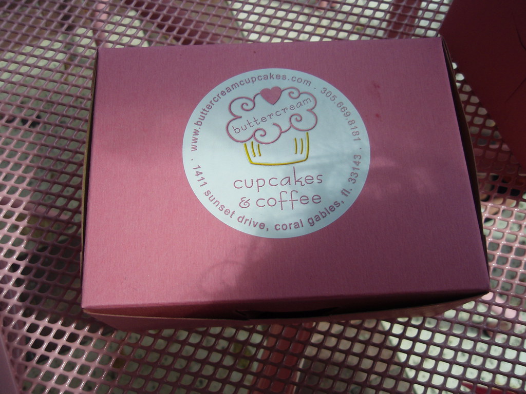 Box from Buttercream Cupcakes & Coffeee