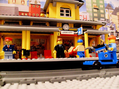 Lego 7997: Train Station (2007)