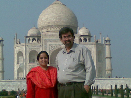 Shubha and Atul at the Taj Mahal