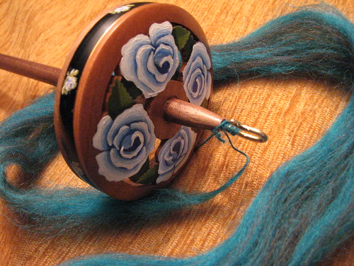 Golding Ring Spindle - "4 Blue Roses"