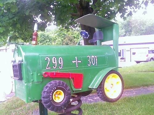 Mail Box: Tractor